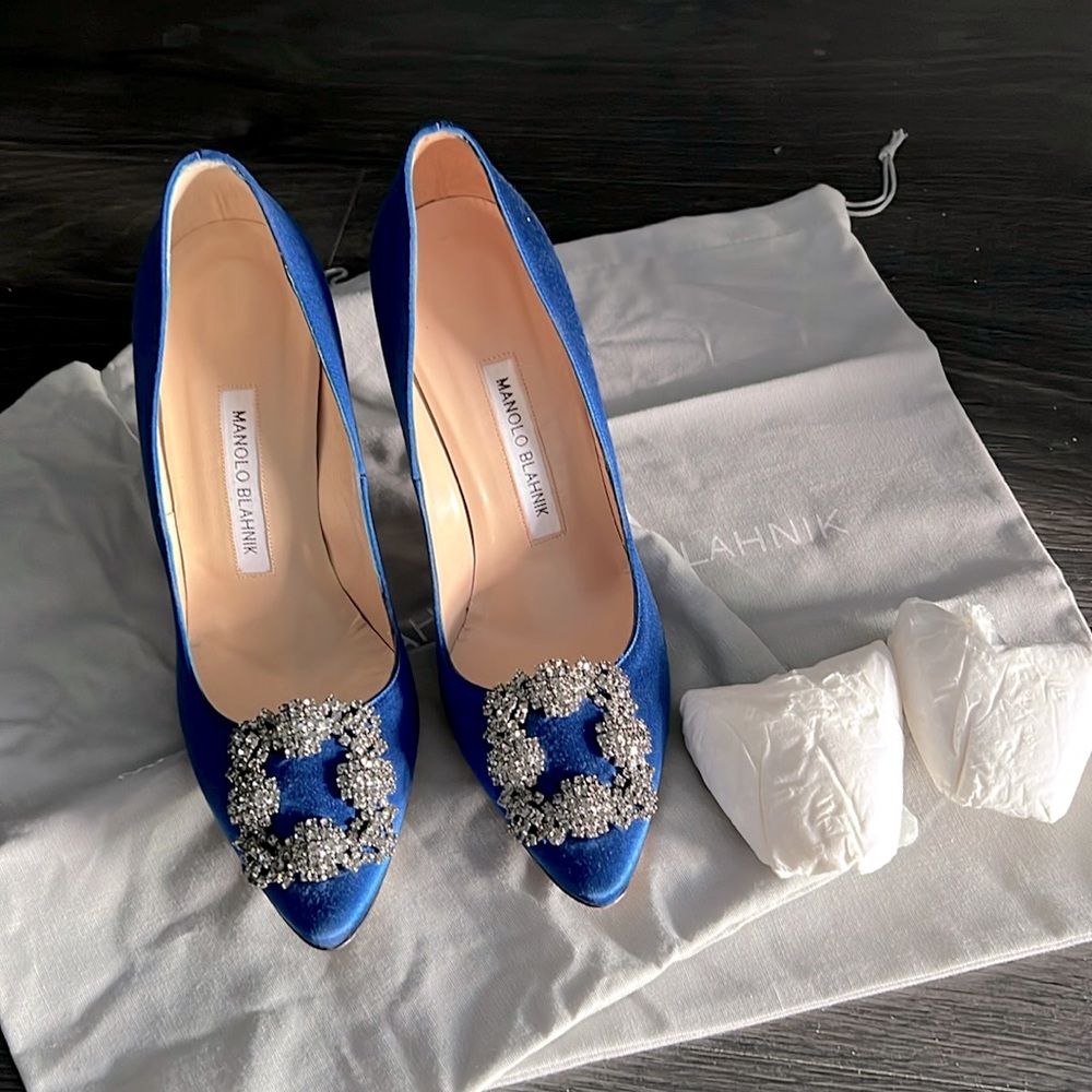 Manolo Blahnik  HANGISI  Blue Satin Jewel Buckle Pumps 105mm
